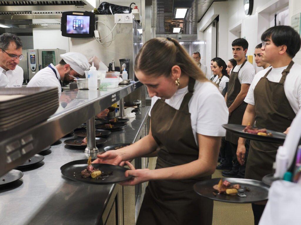 Cocinando con chefs en el Basque Culinary Center: creatividad, técnica y narrativa gastronómica