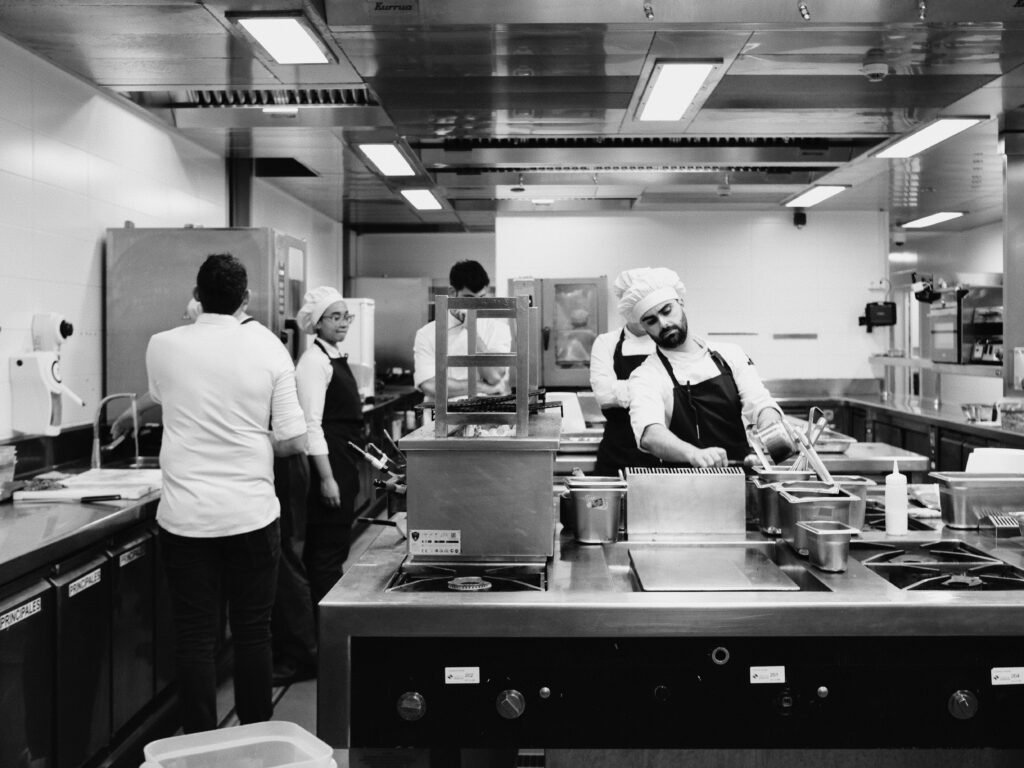 Cocinando con chefs en el Basque Culinary Center: creatividad, técnica y narrativa gastronómica