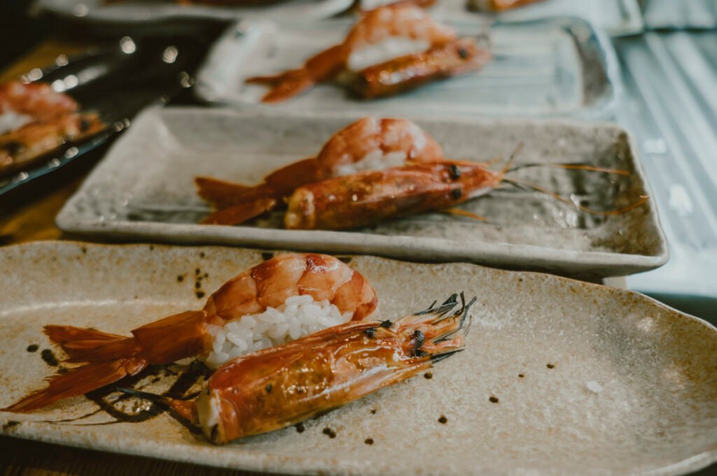 Eskura, cocina japonesa, y Jauregibarria, menú gastronómico de caza diseñado con delicadeza para los amantes de la cocina cinegética, reciben a Mayuko, embajadora del sake
