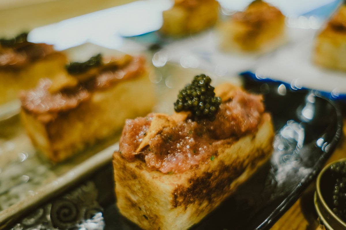 Eskura, cocina japonesa, y Jauregibarria, menú gastronómico de caza diseñado con delicadeza para los amantes de la cocina cinegética, reciben a Mayuko, embajadora del sake